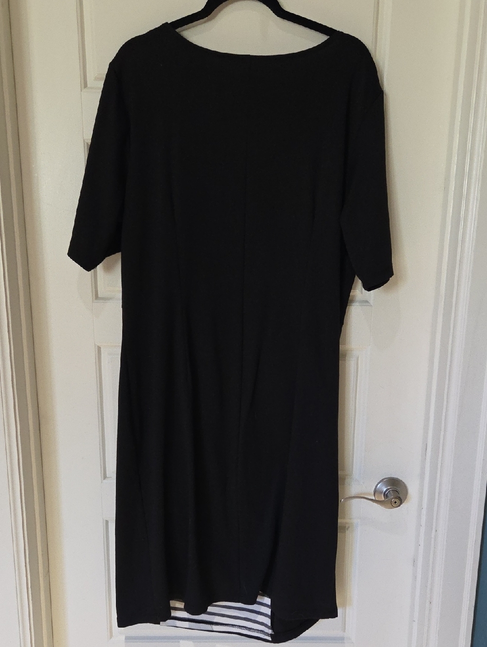 Intriguing Threads Colorblock With Stipes Dress - Picture 4 of 7